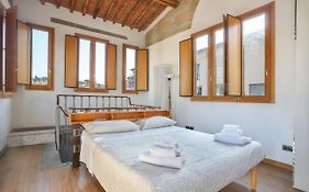 Uffizi Suite I In Florence-Hosted By Sweetstay